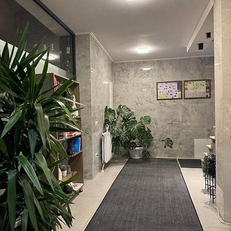 Uniluxury Hotel Prishtina Пристина Екстериор снимка