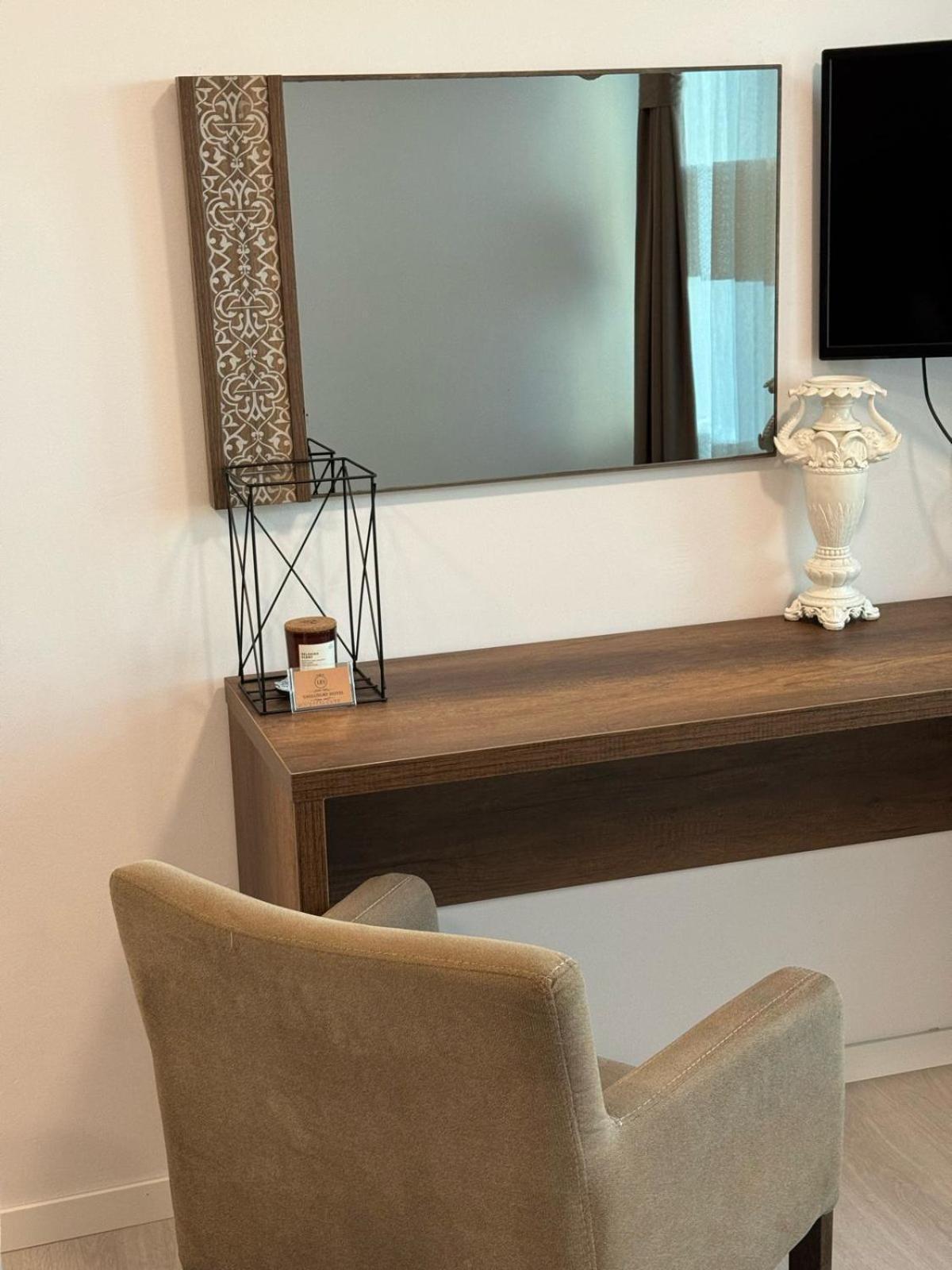 Uniluxury Hotel Prishtina Пристина Екстериор снимка